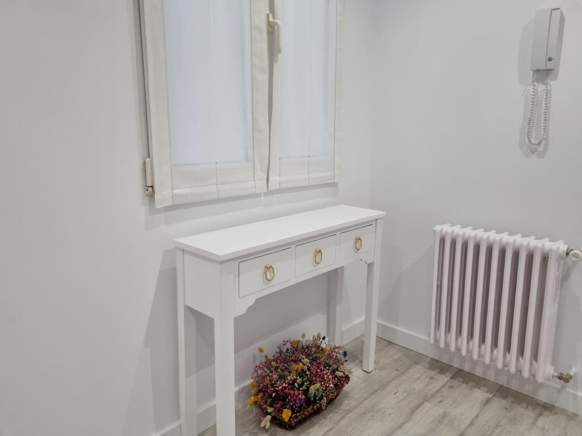 Moderno 143-a Centrico 3 *